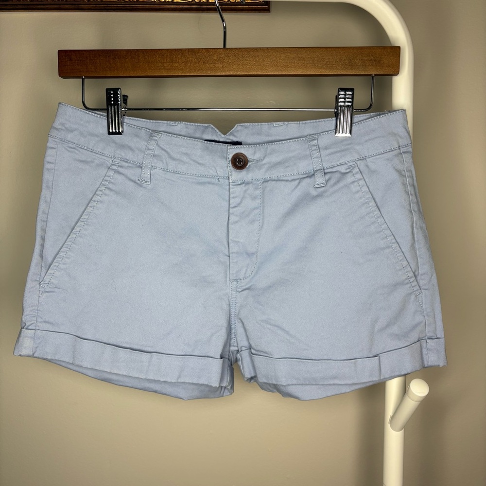 3/10$ 🌷 Medicine Light Blue Women's Shorts Low Waist Size 38